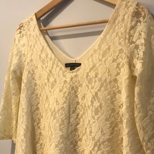Off-white, lace American Eagle top